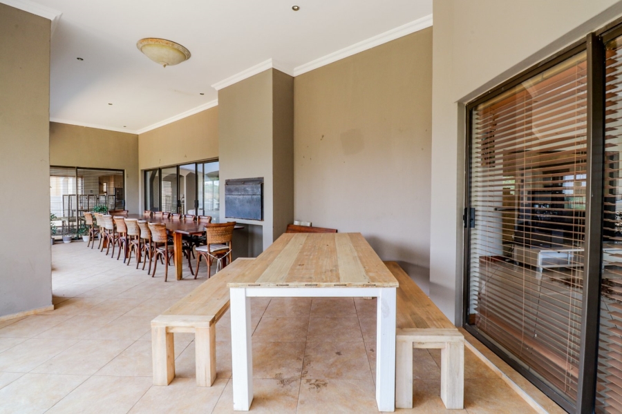 5 Bedroom Property for Sale in Xanadu Eco Residential Estate North West